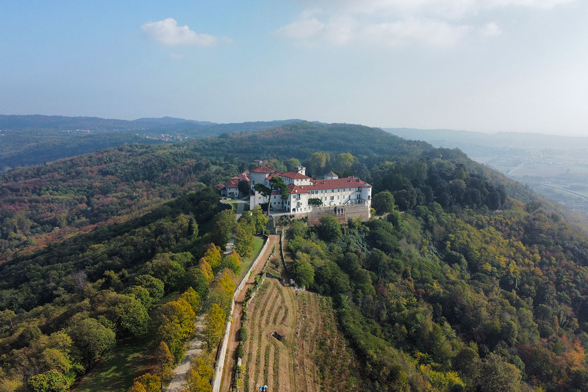 Visita guidata per famiglie: alla scoperta del castello di Masino