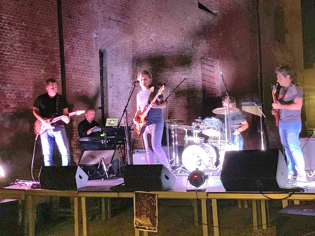 Con la &ldquo;Bring on the Night Band&rdquo; emozioni pop-rock a Villa Belvedere Radicati