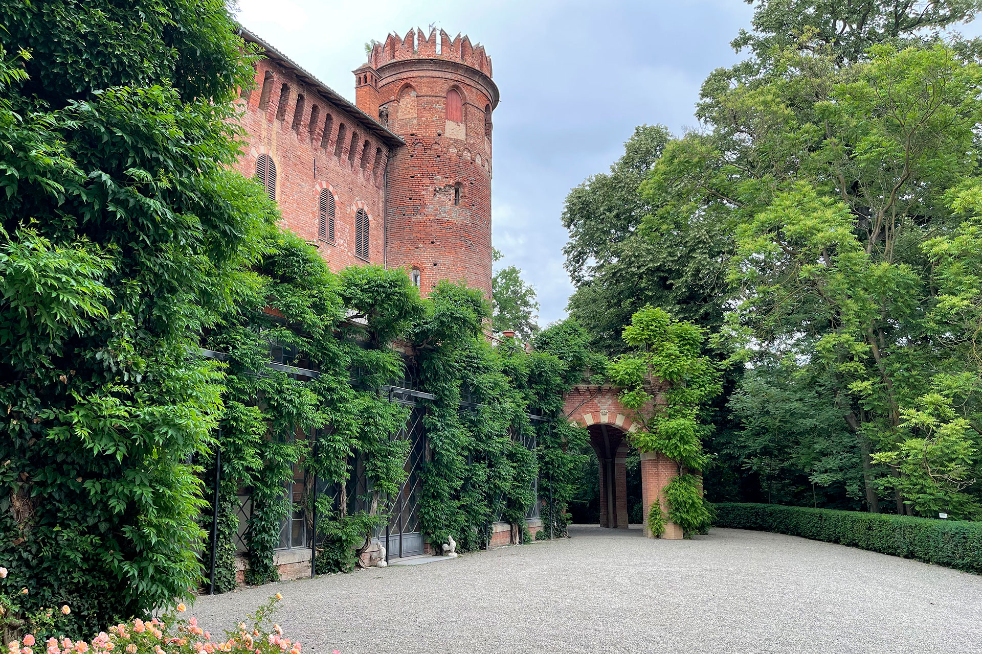 Castello di Redabue a Masio