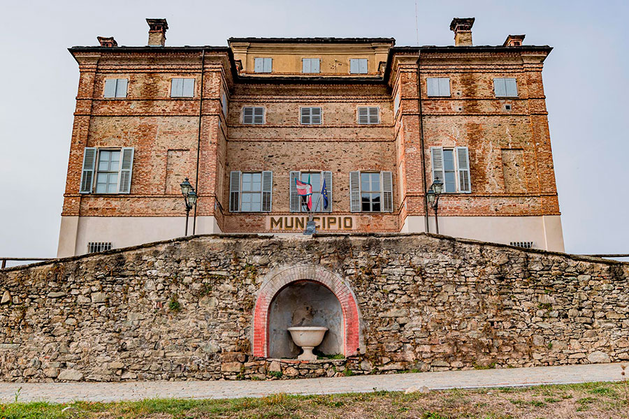 Borgo antico e Castello di Pamparato