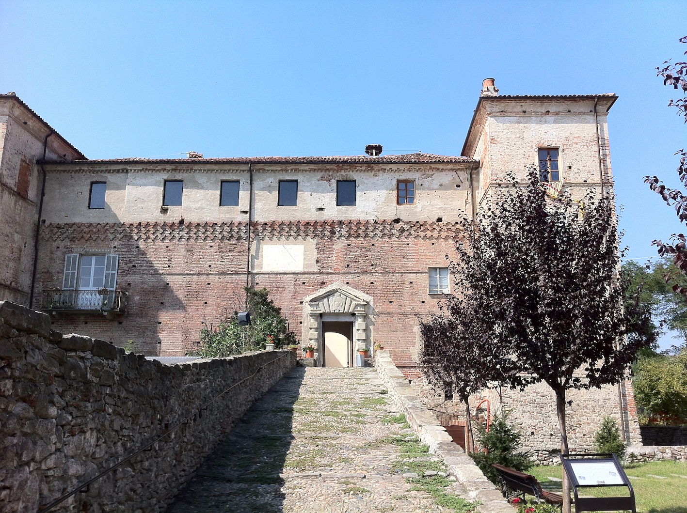 Sabato 27 e domenica 28 maggio prime aperture della stagione del Castello dei Marchesi del Carretto a Saliceto