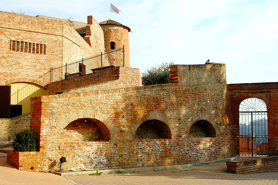 Area del Castello di Castelnuovo Calcea